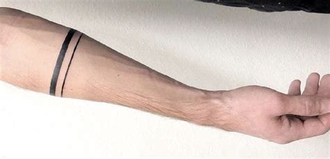 que significa dos lineas en el brazo|Significado del tatuaje de dos líneas en el brazo